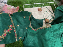 Load image into Gallery viewer, Work Blouse - Green
