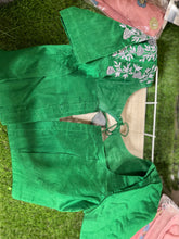 Load image into Gallery viewer, Work Blouse - Green
